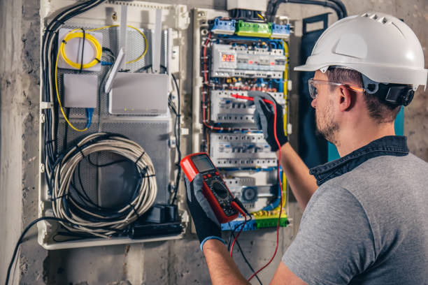 Best Affordable Electrician  in Bushnell, IL